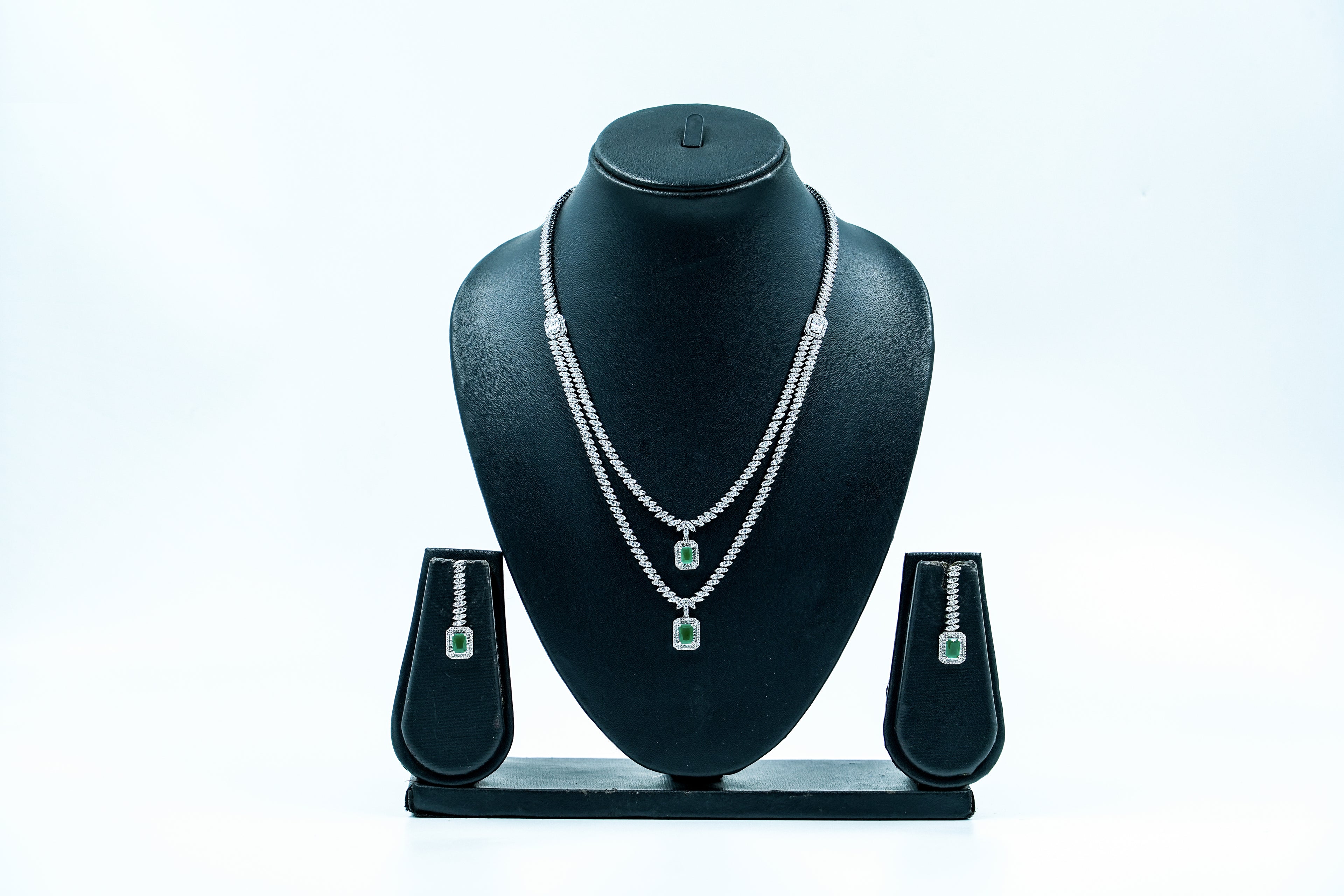 Sterling Silver Emerald Zircon Neckset