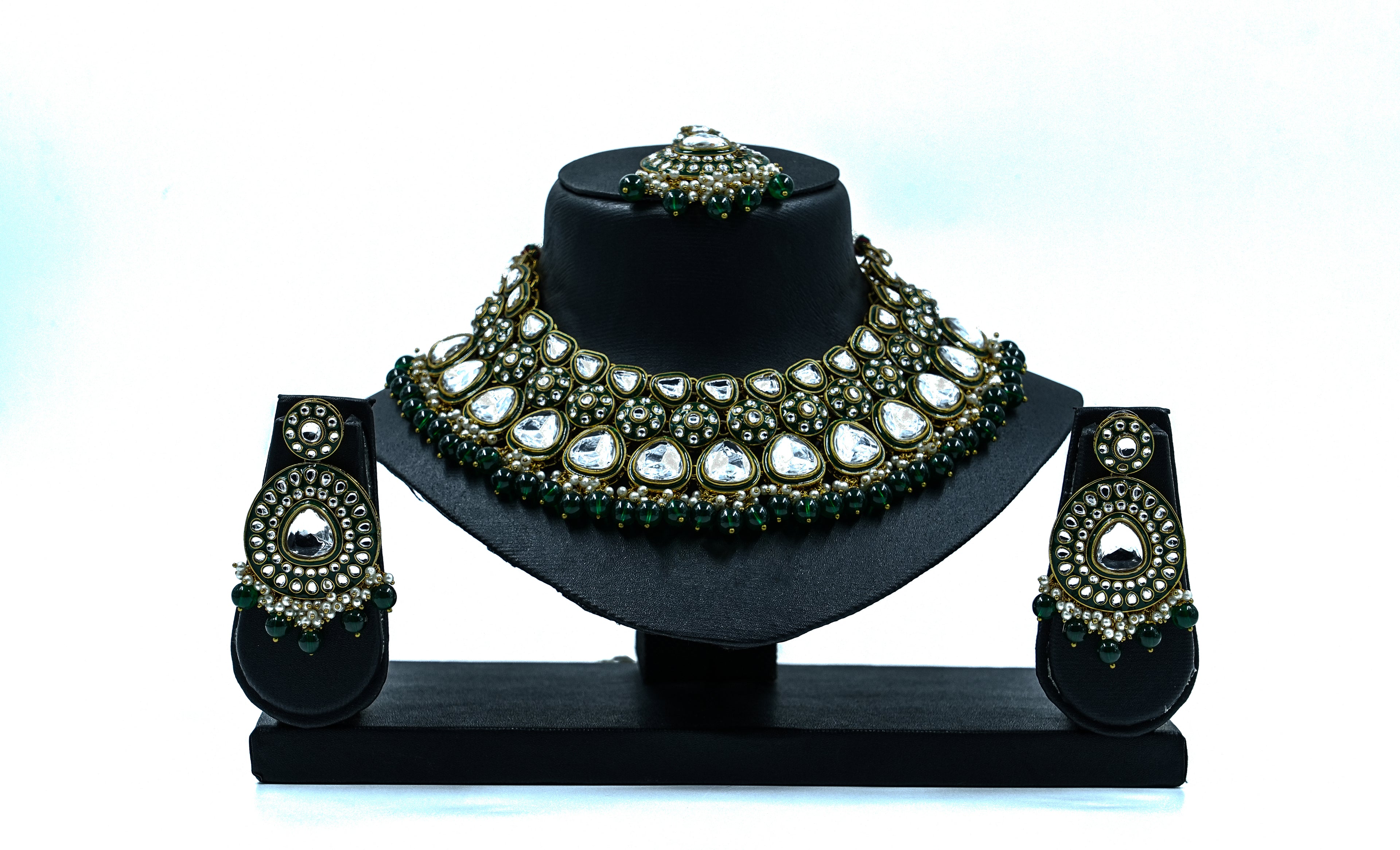 Kundan Jewellery with Green Beads