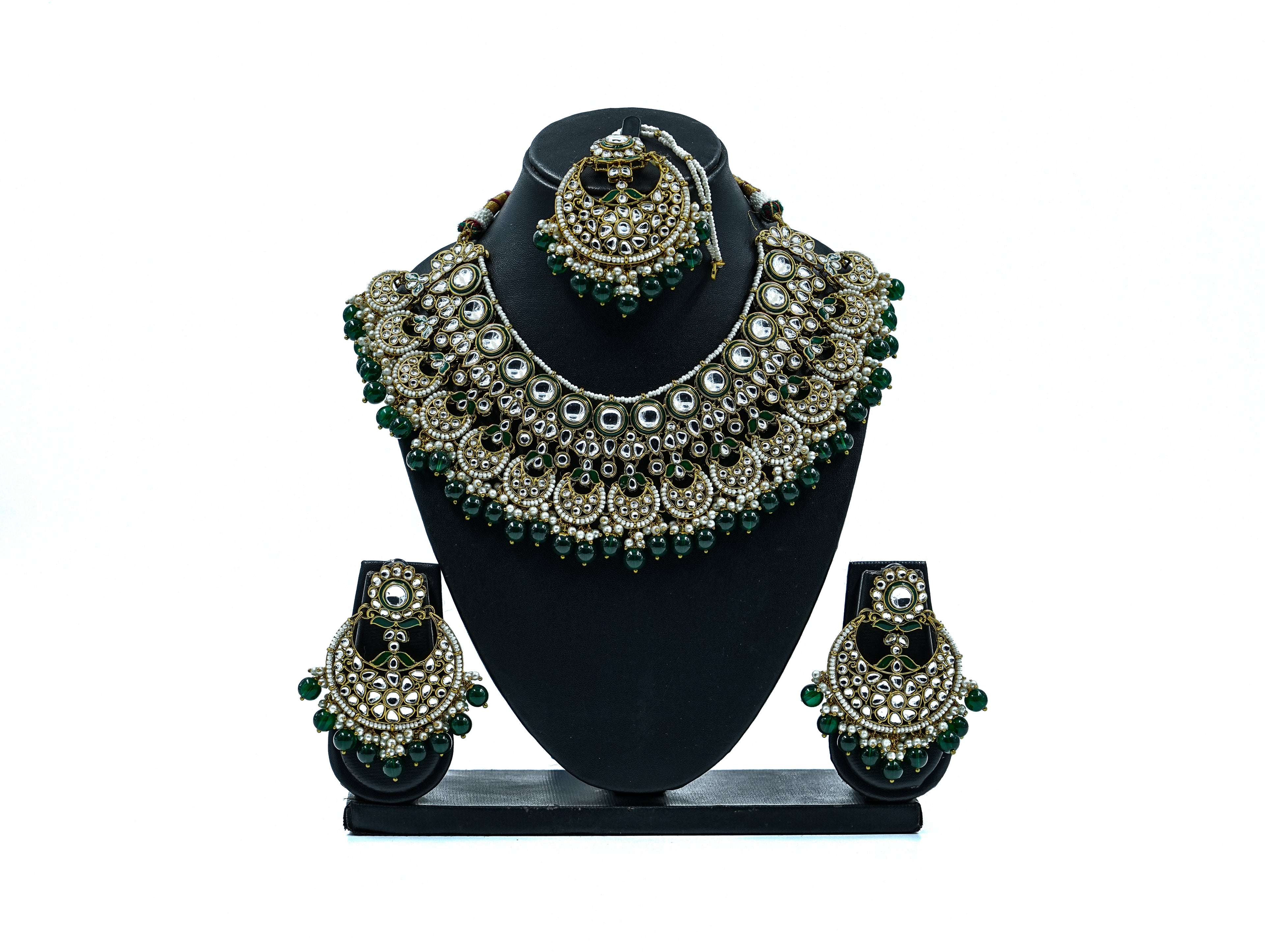 Kundan Jewellery with Green Beads
